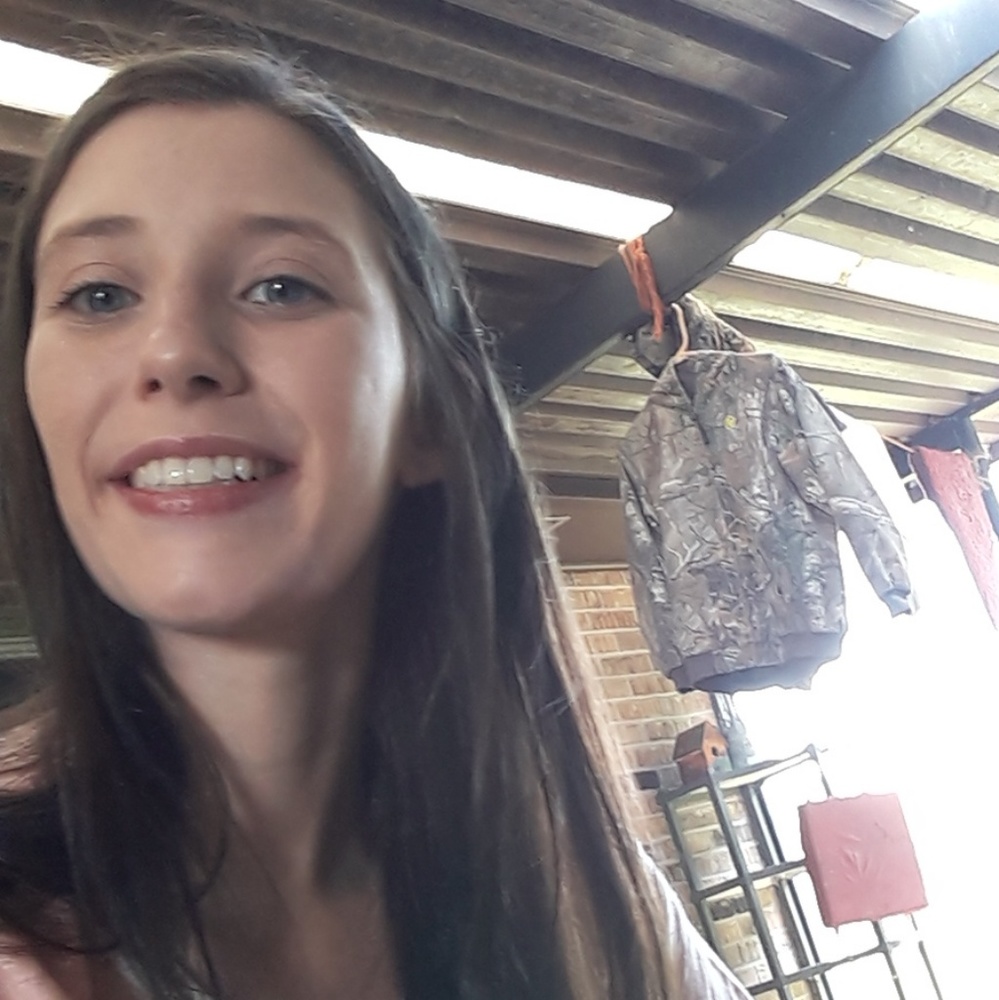 Meet your Posher, Amber